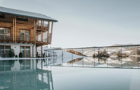 Presulis Apartments slide 1