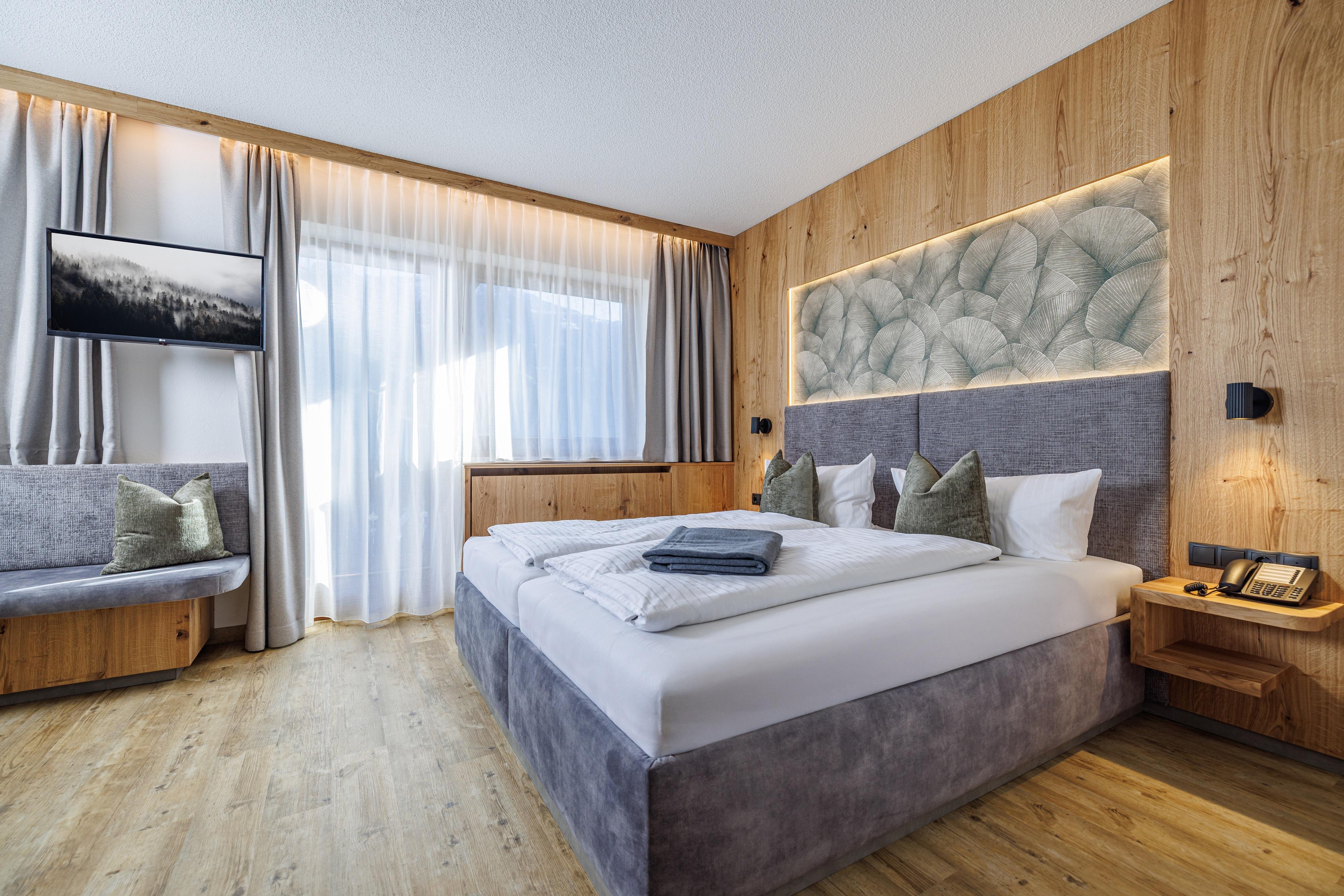 Panoramahotel Schwendbergerhof slide 2