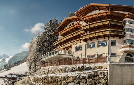 Panoramahotel Schwendbergerhof slide 1