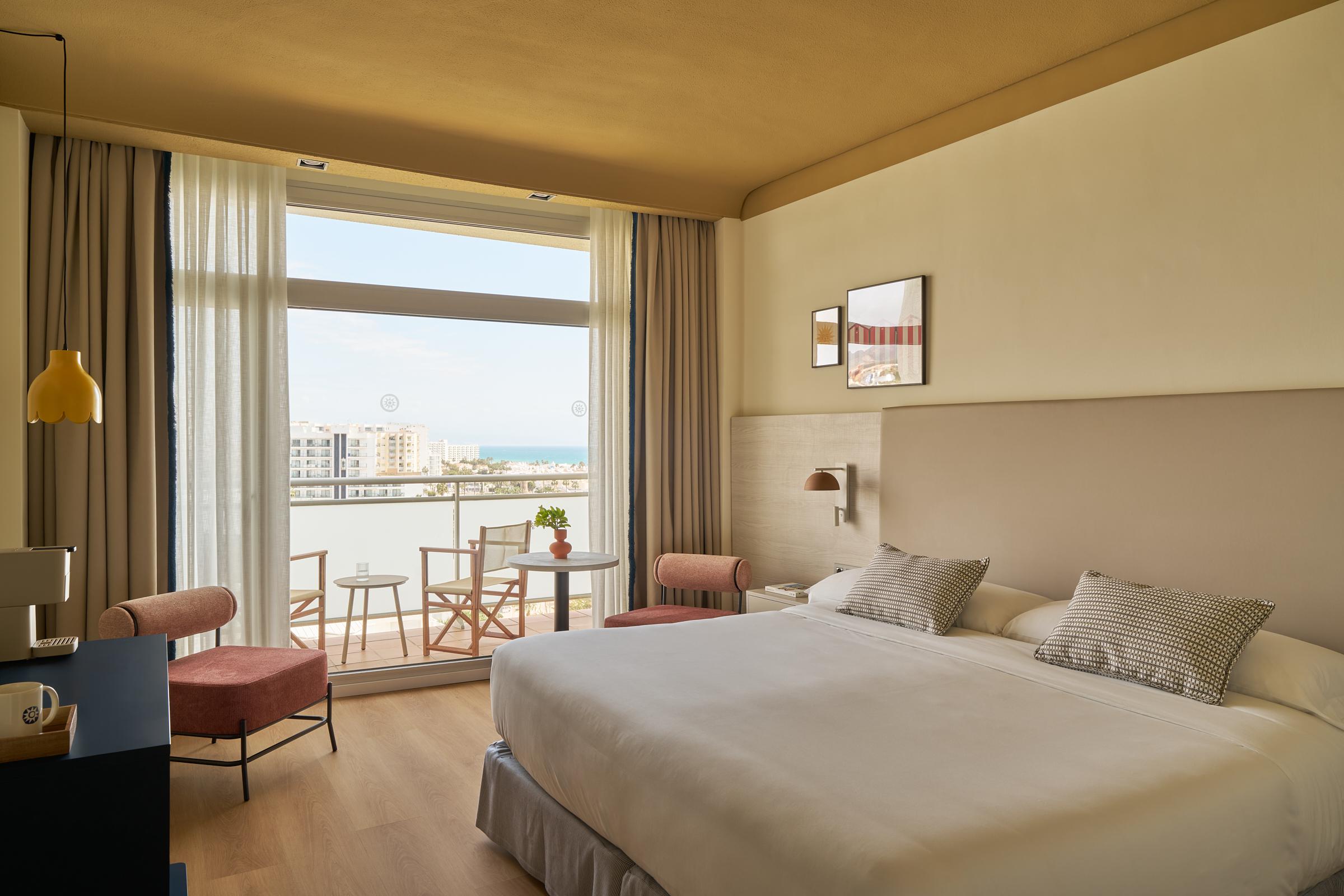 Hotel Riviera Costa del Sol slide 3