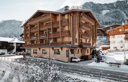 Hotel Cosmea slide 1