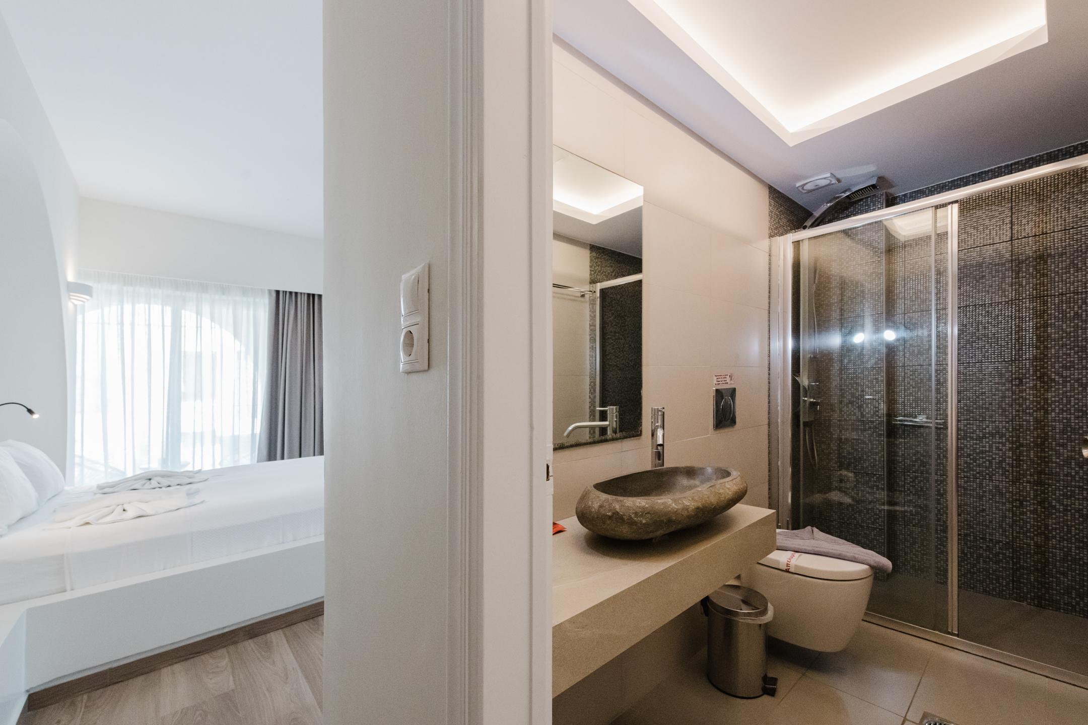 Hotel Evexia Boutique & Spa slide 5