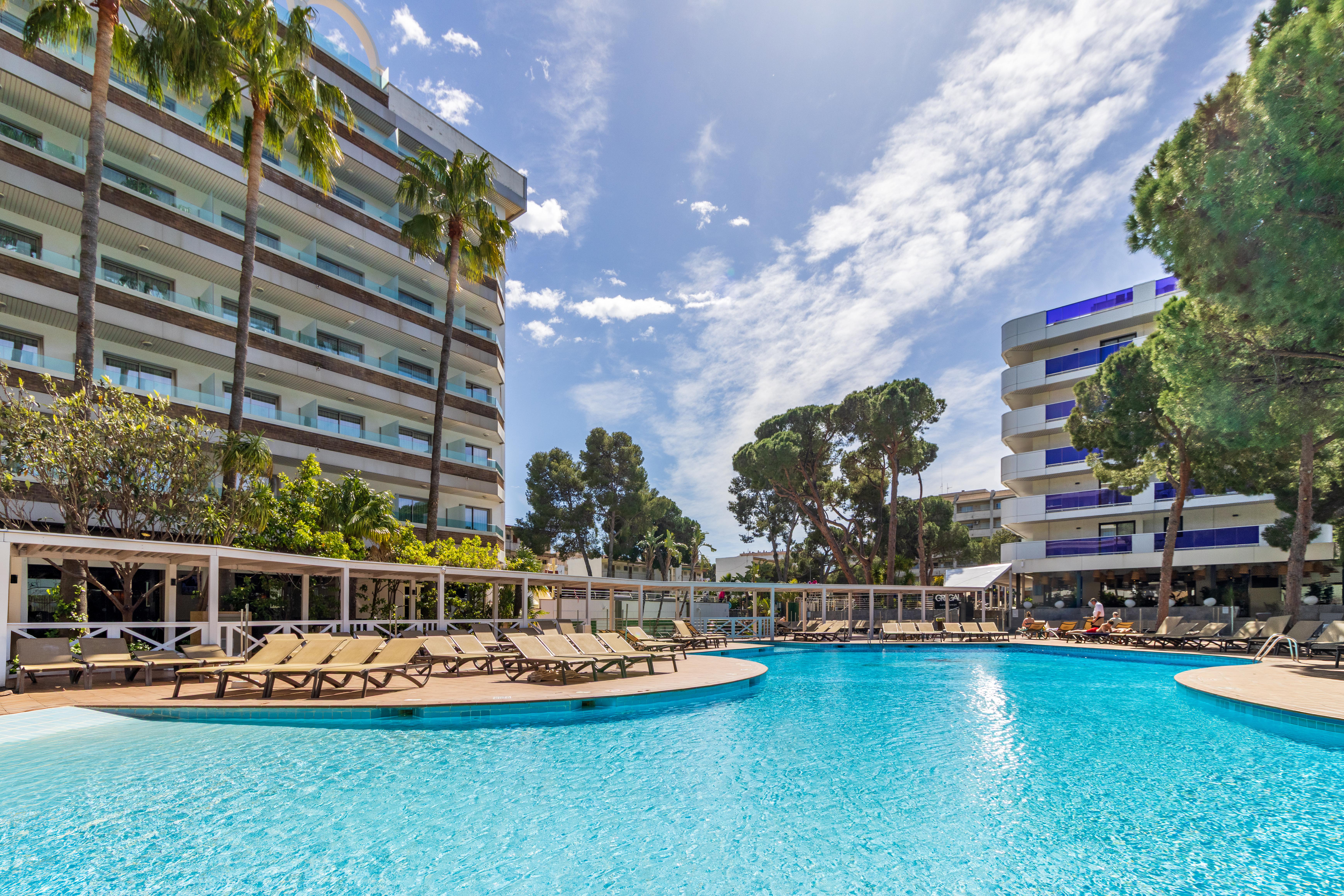 Hotel Golden Port Salou & Spa slide 2