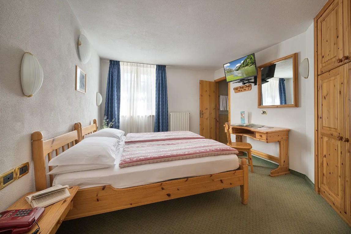 Alpen Resort Bivio slide 2