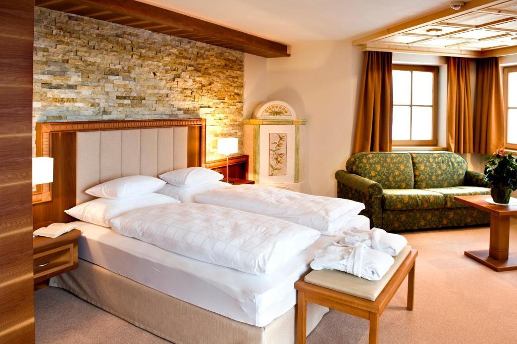 Hotel Chalet Tianes slide 2