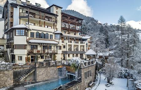 Hotel Paradies slide 1