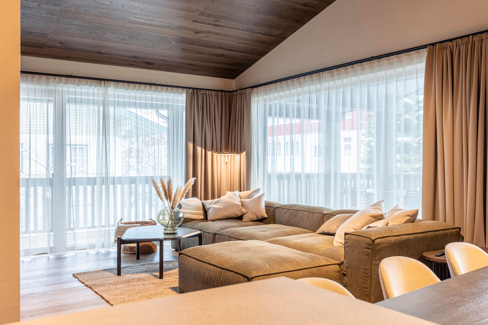 Villa Liesl by Alps Resorts  slide 2