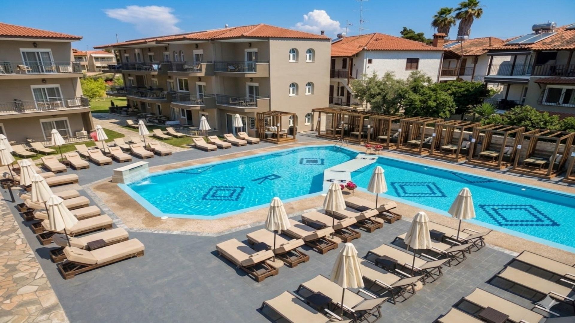 Royal Hotel & Suites - All Inclusive