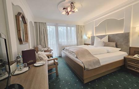 Wellnesshotel Neue Post billede 2