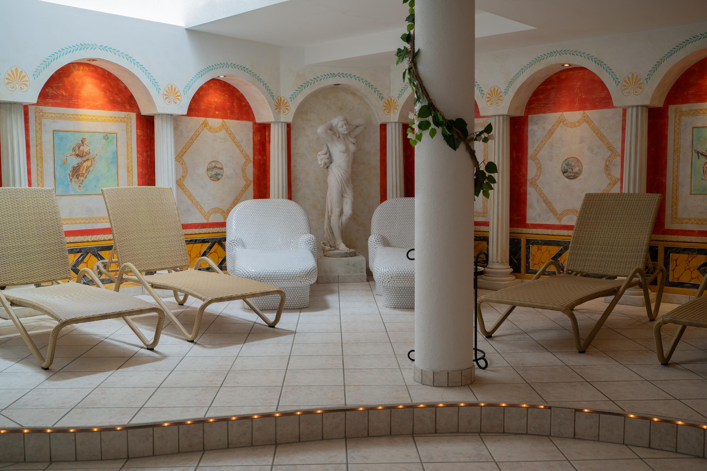 Hotel Regina slide 5