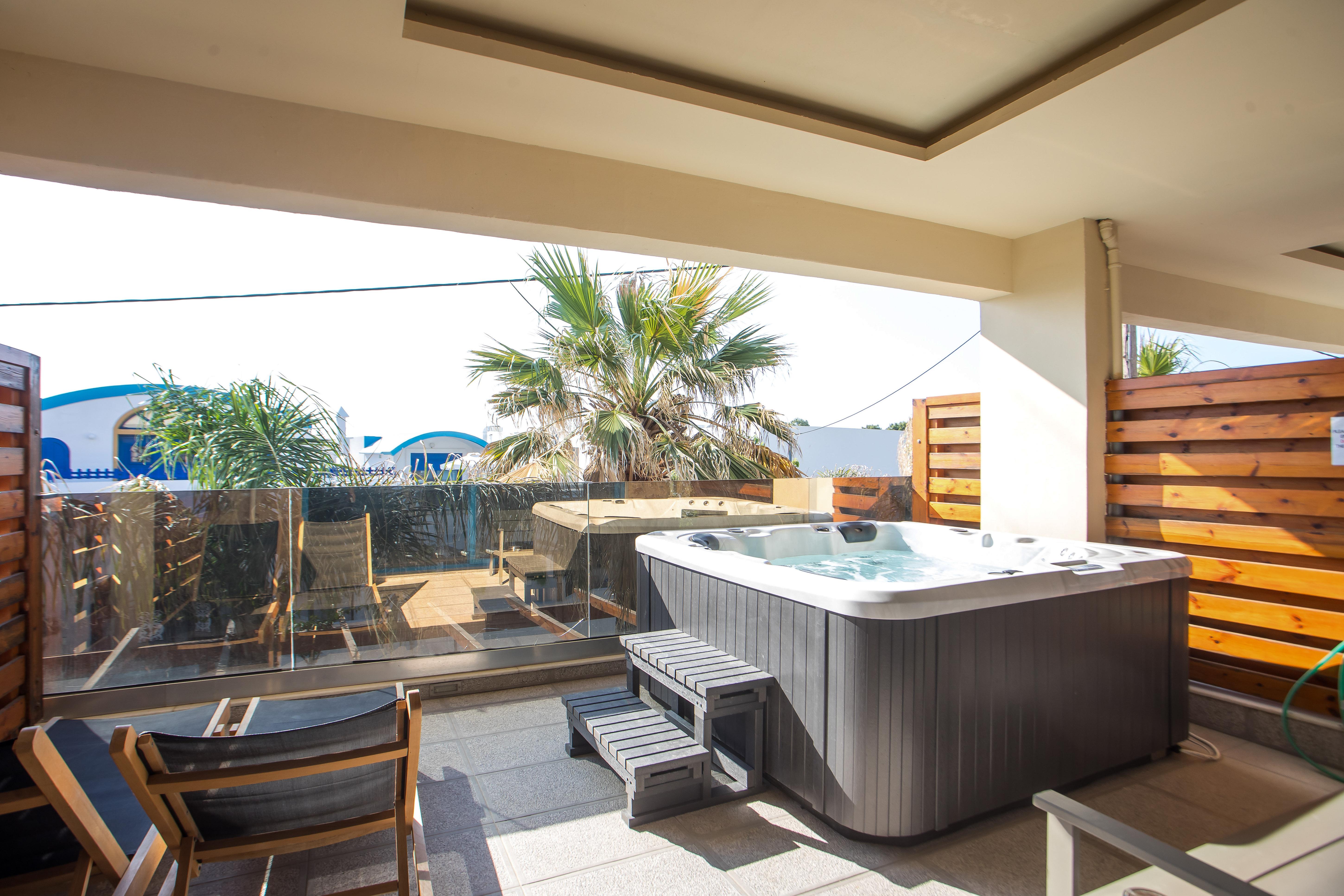 Hotel Haven Beach slide 3
