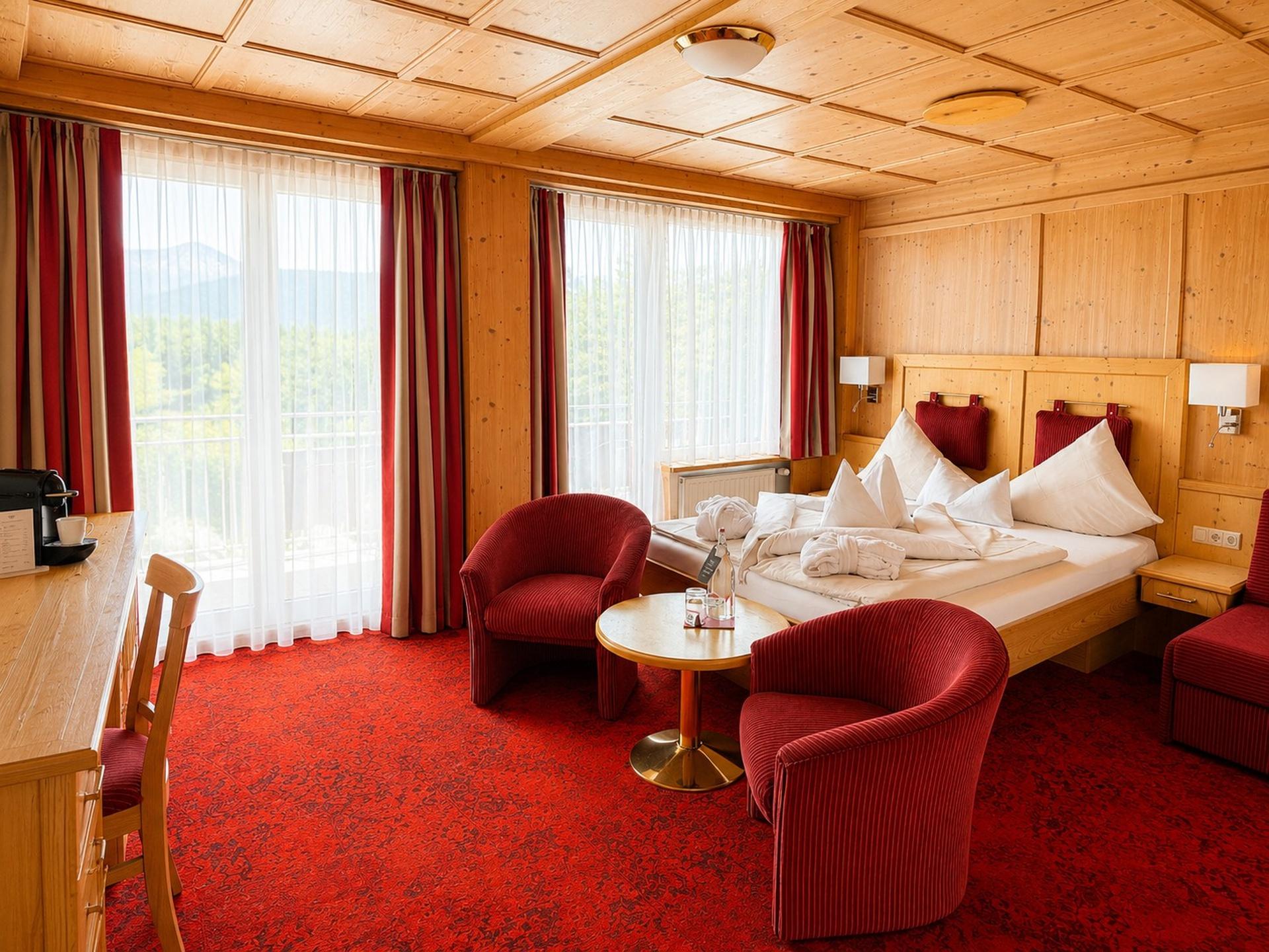 Hotel Latini slide 4