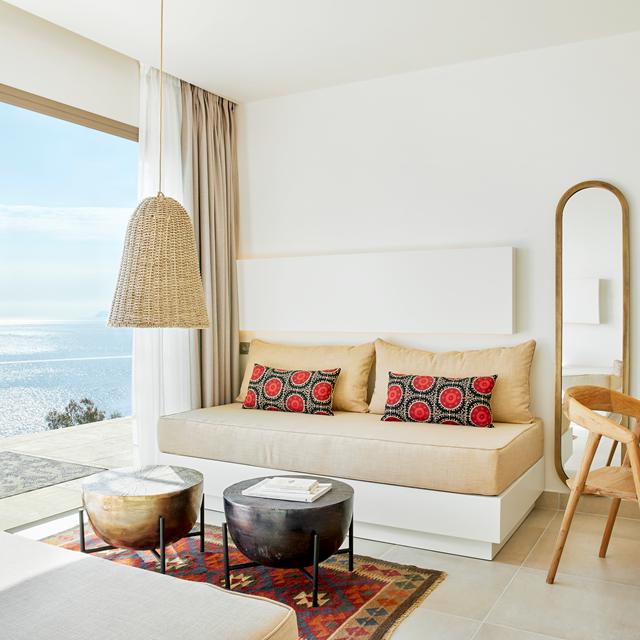 Elix Hotel, Mar-Bella Collection