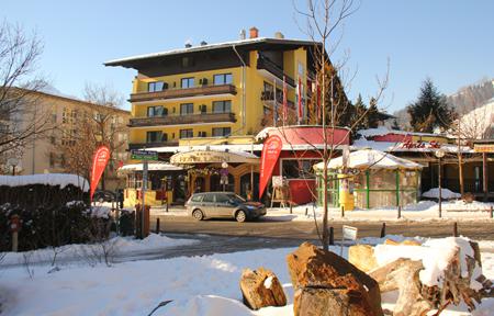 Hotel Latini slide 2