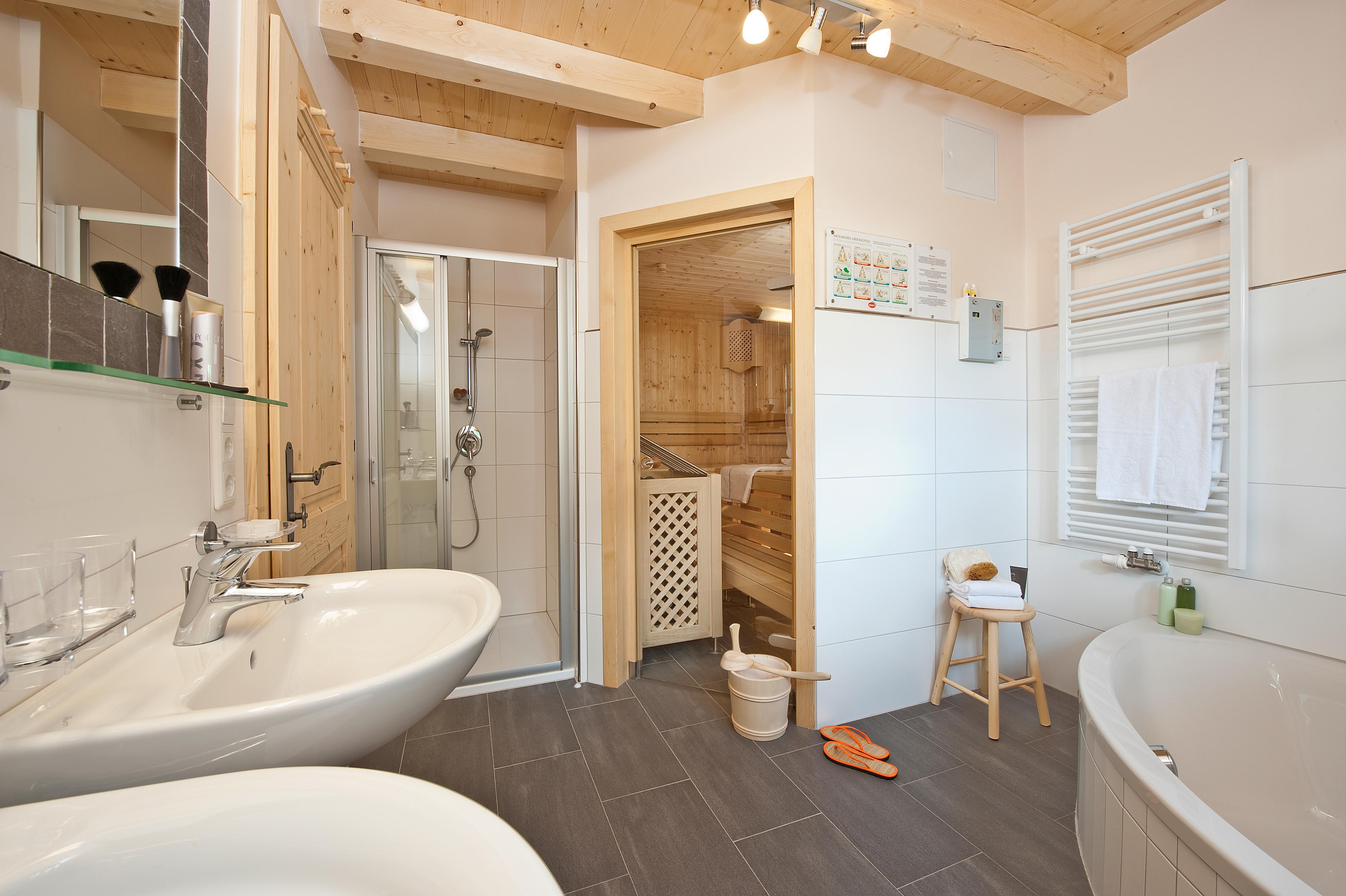 Alpenchalets Brugger slide 4